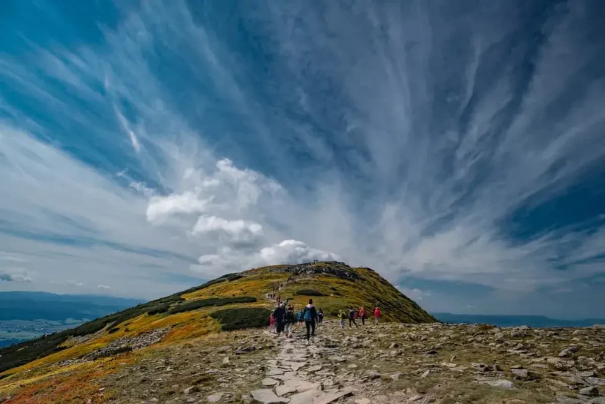 Babia Góra - skąd wyruszyć na niezapomnianą przygodę w górach