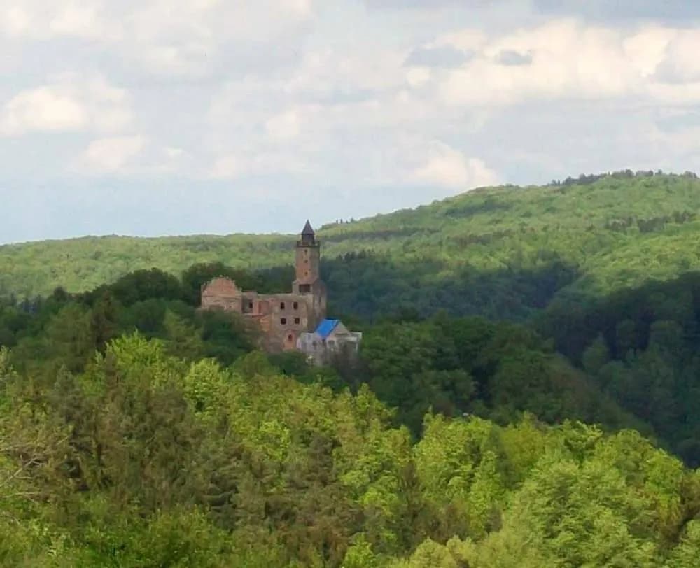 Najciekawsze atrakcje w Zagórzu Śląskim, które musisz zobaczyć