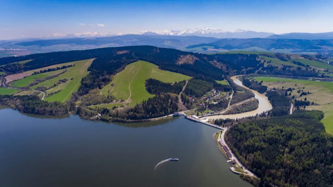 Najlepsze atrakcje Jeziora Orawskiego, które musisz zobaczyć tej wiosny