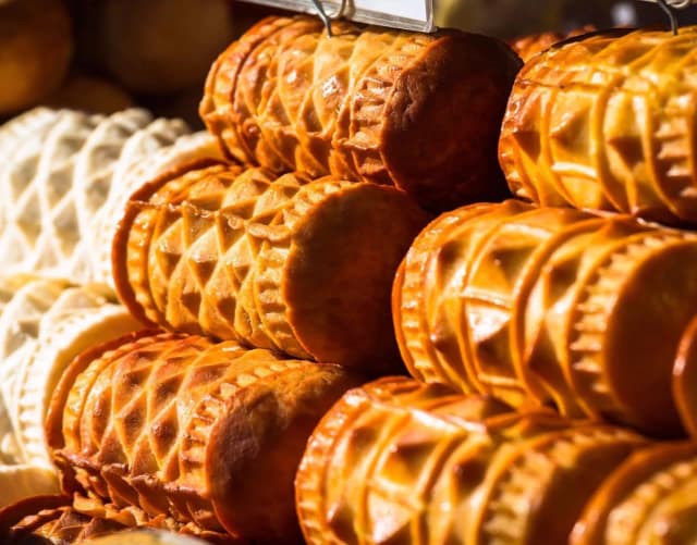 Ile kalorii ma oscypek? Zaskakujące fakty o tym serze