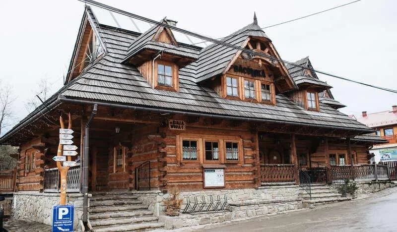 Bacówka Jaworki - smak tradycji w sercu Pienin, idealna na rodzinny obiad