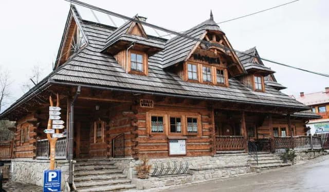 Bacówka Jaworki - smak tradycji w sercu Pienin, idealna na rodzinny obiad